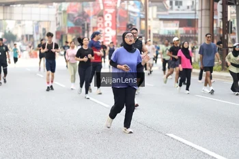 Runner Photo 4700813