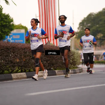 Runner Photo 4700818