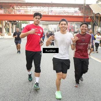 Runner Photo 4700863
