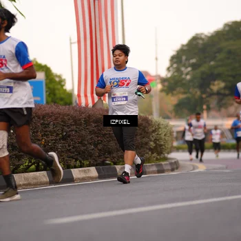 Runner Photo 4700887