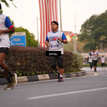 Runner Photo 4700902