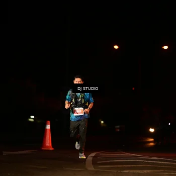Runner Photo 4700918