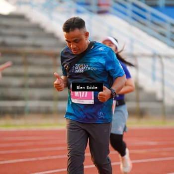 Runner Photo 4700923