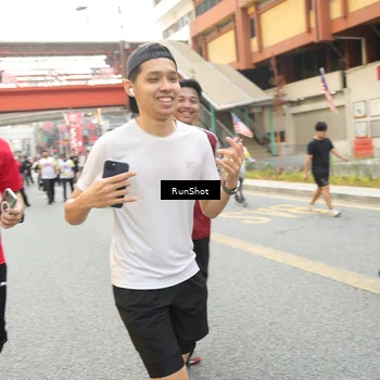 Runner Photo 4700925