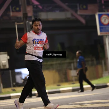 Runner Photo 4700936