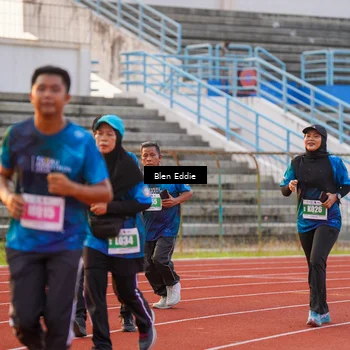 Runner Photo 4700954