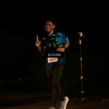 Runner Photo 4700977