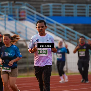 Runner Photo 4701076