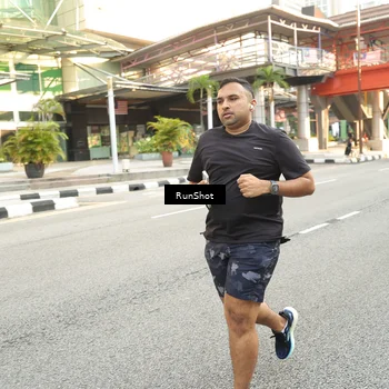 Runner Photo 4701114