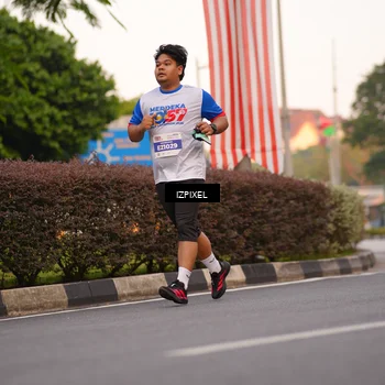 Runner Photo 4701195
