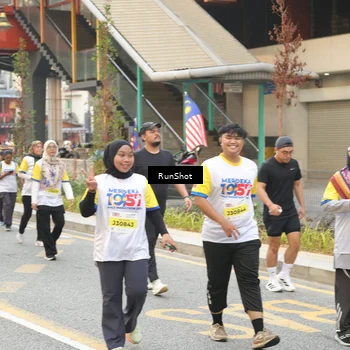 Runner Photo 4701200