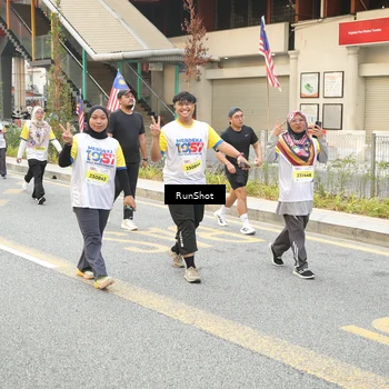 Runner Photo 4701252