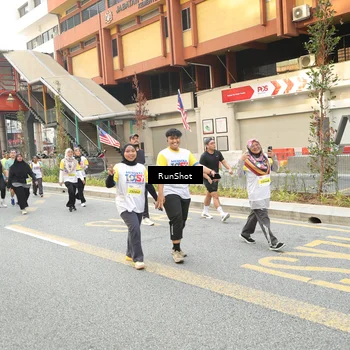 Runner Photo 4701304