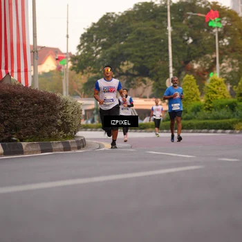 Runner Photo 4701402