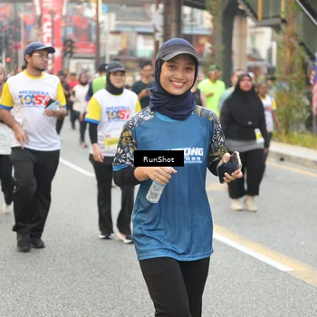 Runner Photo 4701443