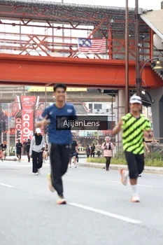 Runner Photo 4701454