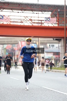 Runner Photo 4701555