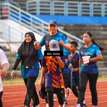 Runner Photo 4701575