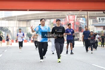 Runner Photo 4701591
