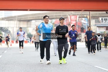 Runner Photo 4701609