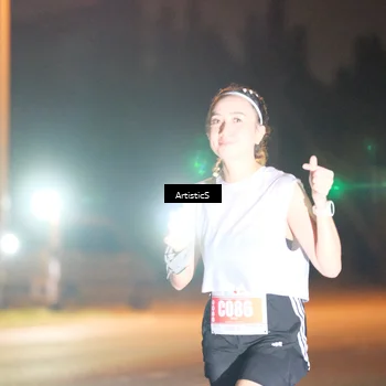 Runner Photo 4701634