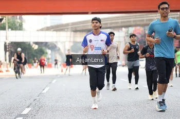 Runner Photo 4701673