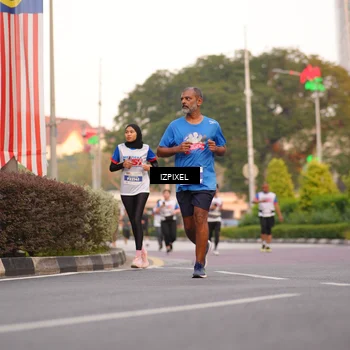 Runner Photo 4701695