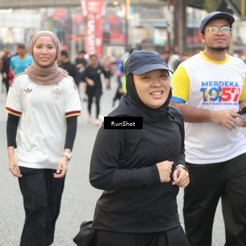 Runner Photo 4701698