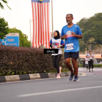 Runner Photo 4701704