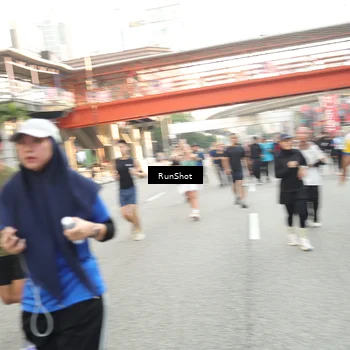 Runner Photo 4701720