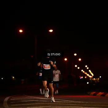 Runner Photo 4701725