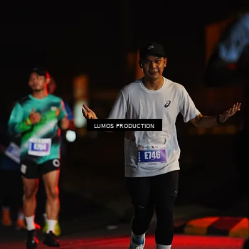 Runner Photo 4701757