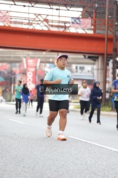 Runner Photo 4701776