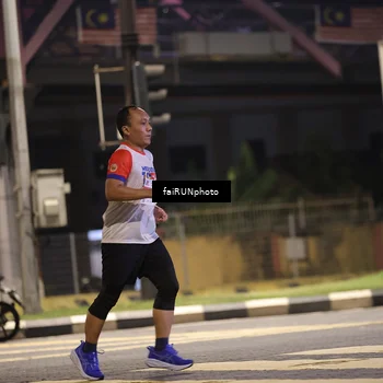 Runner Photo 4701824