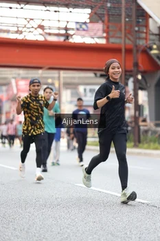 Runner Photo 4701859