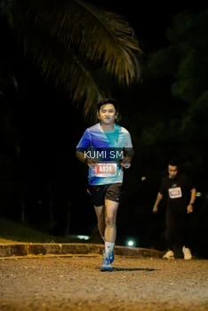 Runner Photo 4701880