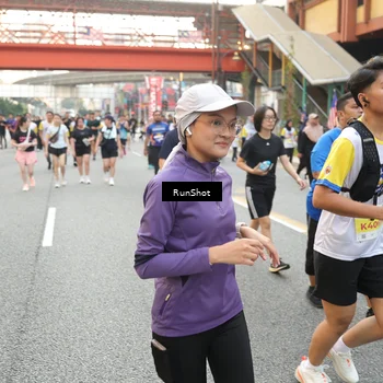 Runner Photo 4701973