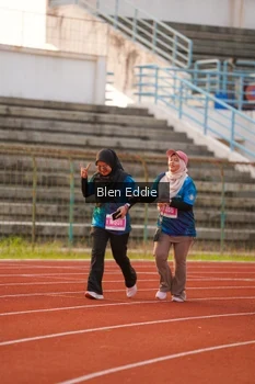 Runner Photo 4702001