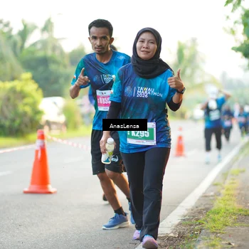 Runner Photo 4702003