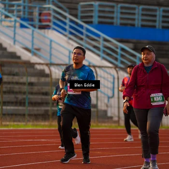 Runner Photo 4702025