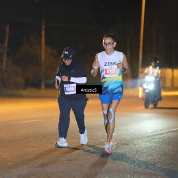 Runner Photo 4702034