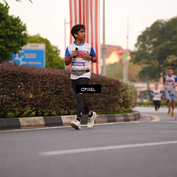 Runner Photo 4702132