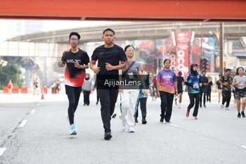 Runner Photo 4702181