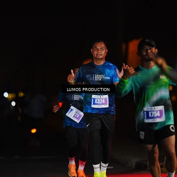 Runner Photo 4702278