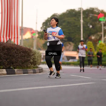 Runner Photo 4702300
