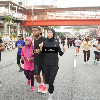 Runner Photo 4702325