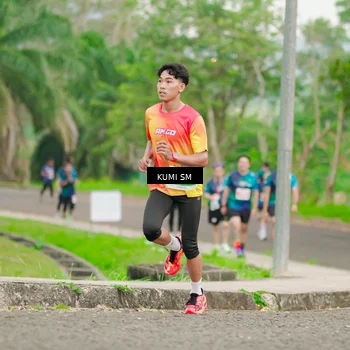 Runner Photo 4702352