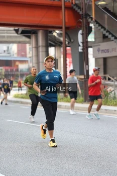 Runner Photo 4702366