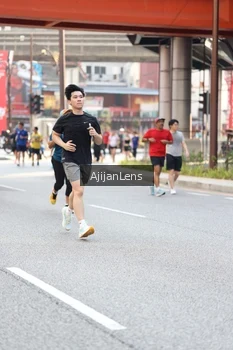 Runner Photo 4702375