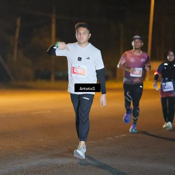Runner Photo 4702380